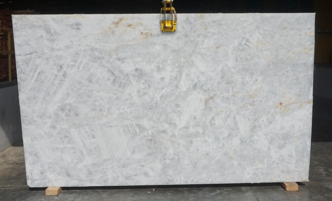 Premium Processed Natural Stone Slabs in the USA | Manit Minerals